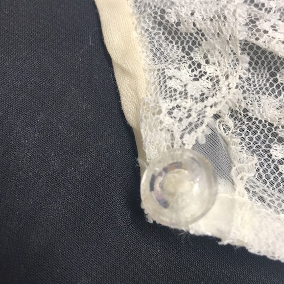 Antique Lace Collar - Picture 3 of 5